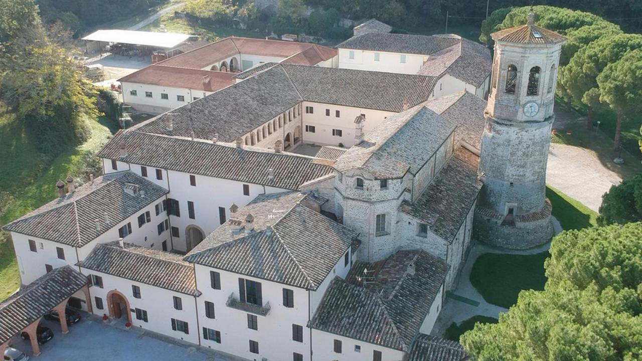 Agriturismo Montecorona Guest House Umbertide Bagian luar foto