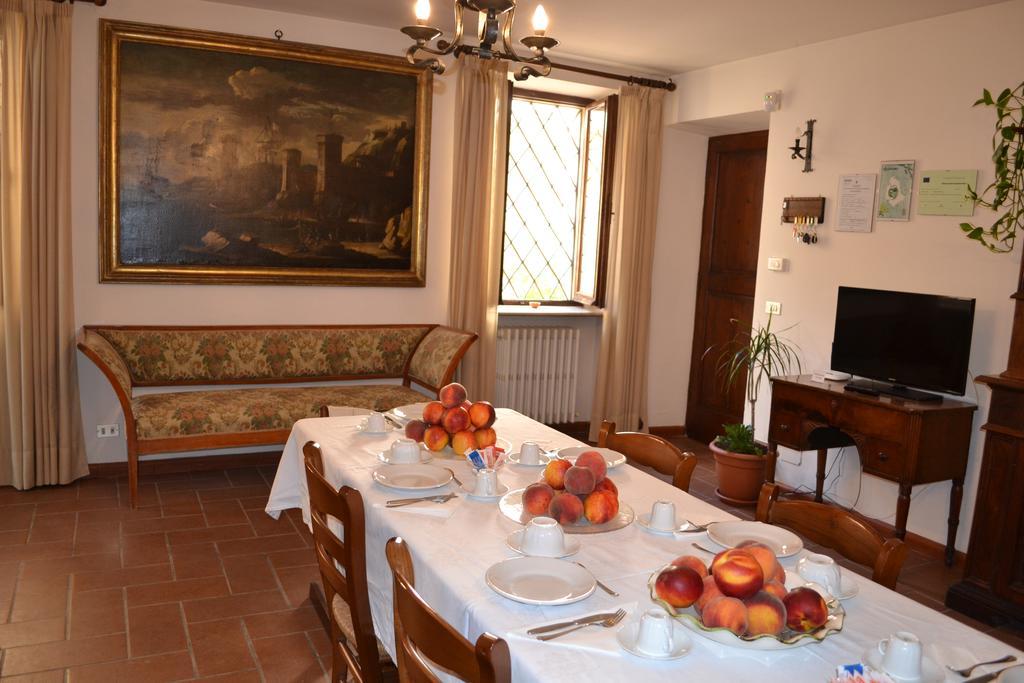 Agriturismo Montecorona Guest House Umbertide Bagian luar foto